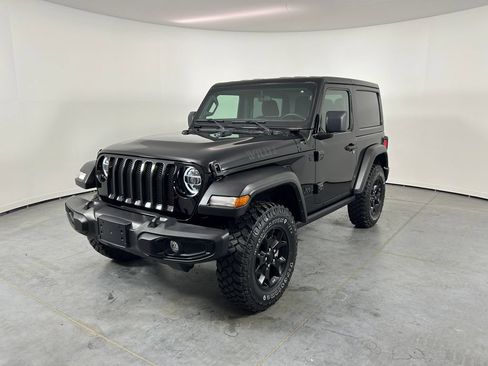 Used 2022 Jeep Wrangler Sport AWD/4WD image 1