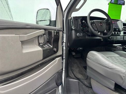 New 2026 GMC Savana 2500 RWD image 14