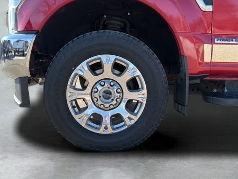 Used 2021 Ford F350 Lariat w/ Chrome Package image 41