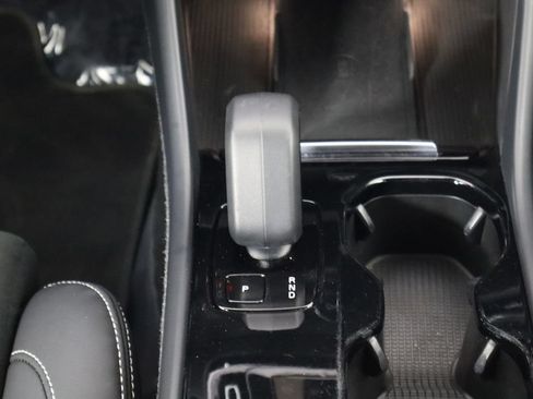 Used 2023 Volvo C40 P8 Recharge Ultimate AWD/4WD image 27