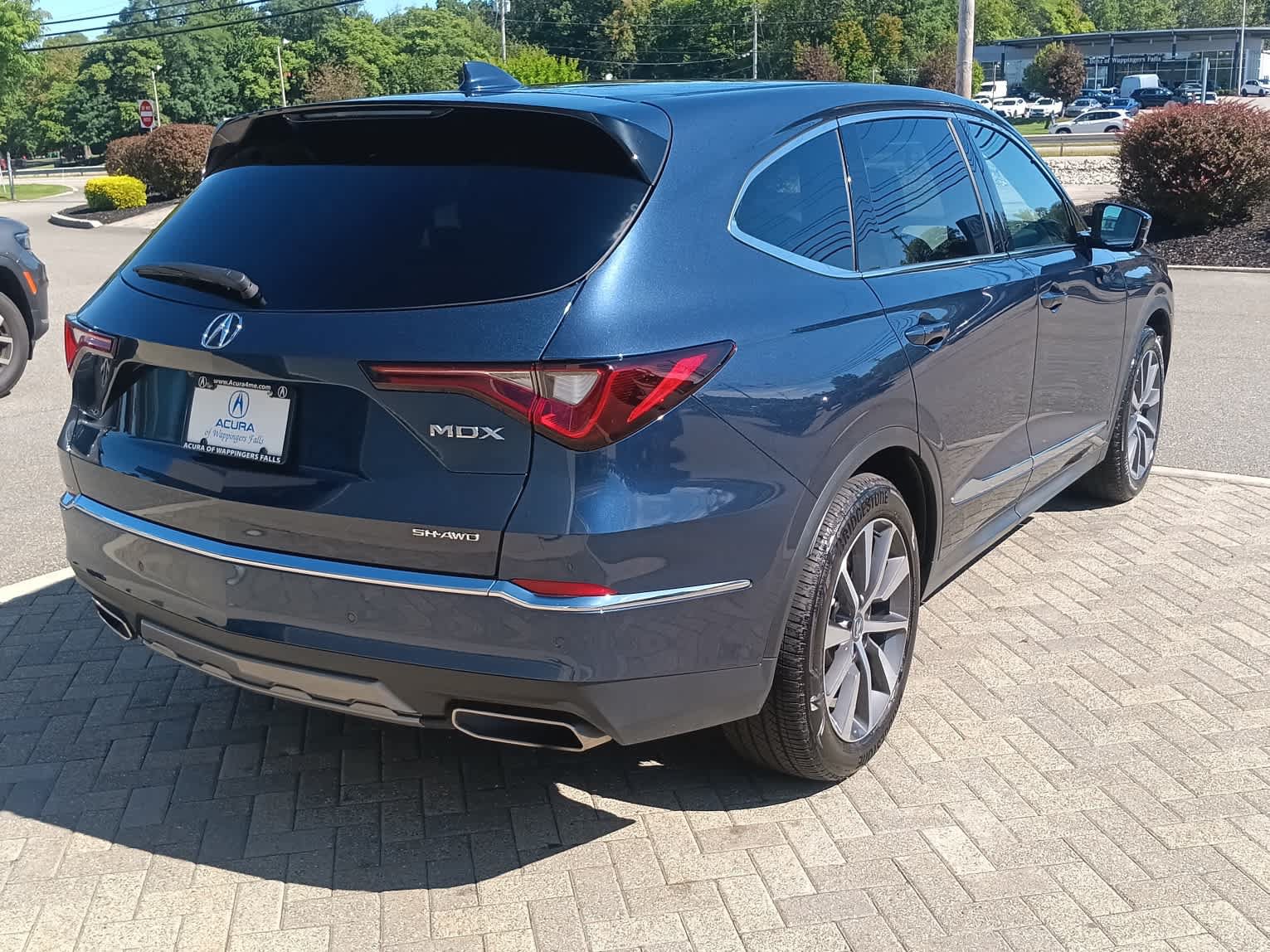 Used 2026 Acura MDX w/ Technology Package AWD/4WD image 5