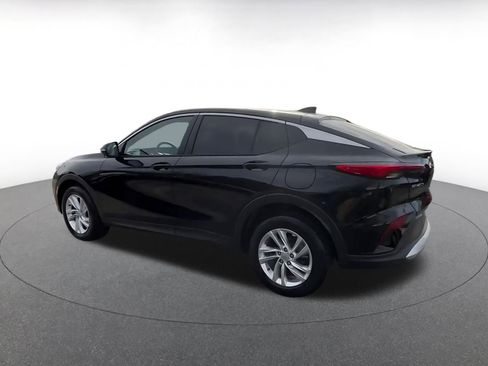 Used 2025 Buick Envista Preferred image 10