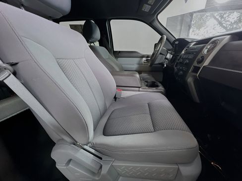 Used 2011 Ford F150 XLT image 29