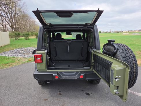 New 2026 Jeep Wrangler Sport S AWD/4WD image 22