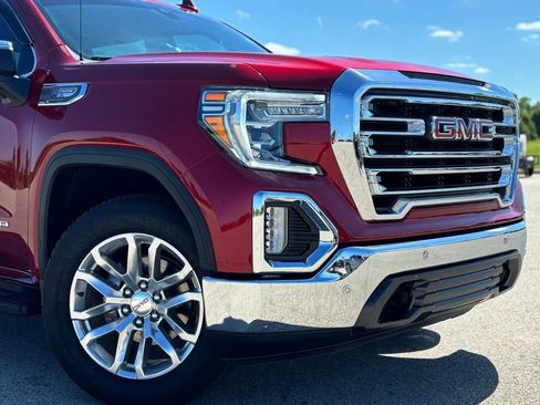 Used 2021 GMC Sierra 1500 SLT AWD/4WD image 3