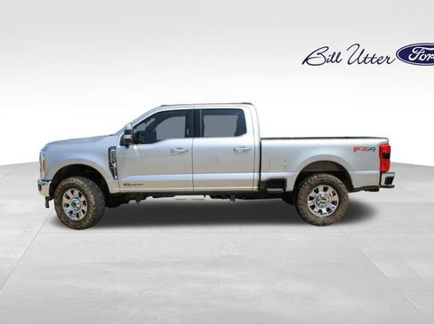 Certified 2023 Ford F250 Lariat w/ Lariat Ultimate Package AWD/4WD image 8