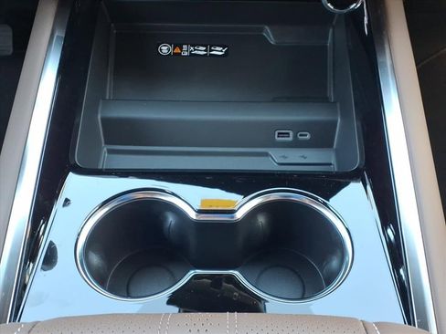 New 2026 Chevrolet Tahoe High Country image 21