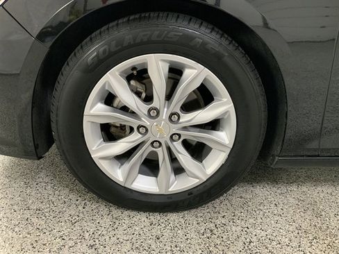 Used 2023 Chevrolet Malibu LT image 9