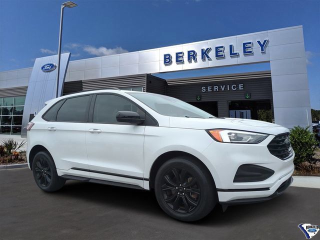 Used 2022 Ford Edge SE w/ Black Appearance Package AWD/4WD image 1
