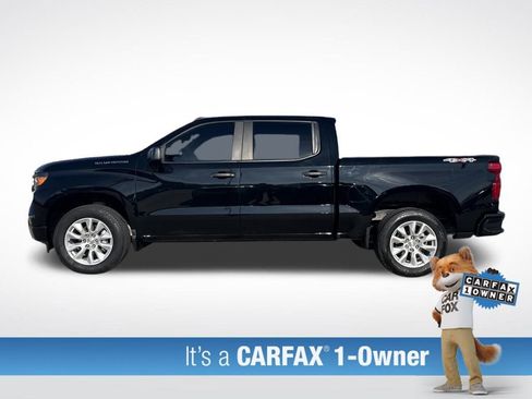 Used 2022 Chevrolet Silverado 1500 Custom image 2