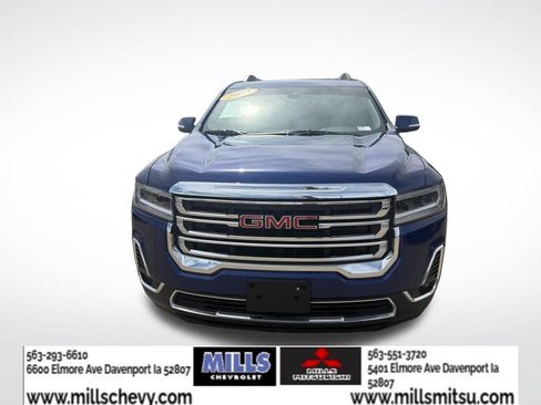 Used 2023 GMC Acadia SLT w/ Preferred Package FWD image 2