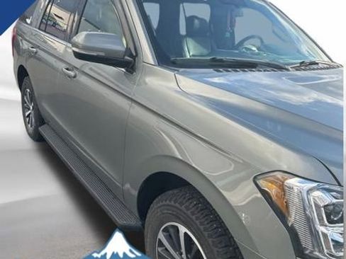 Used 2019 Ford Expedition XLT image 9