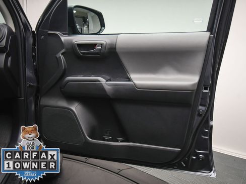 Used 2023 Toyota Tacoma SR image 41