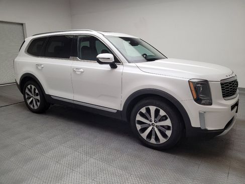 Used 2020 Kia Telluride S w/ S 8 Passenger Seating Package FWD image 11
