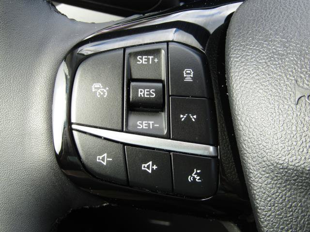 Used 2024 Ford Escape Platinum w/ Premium Technology Package AWD/4WD image 23