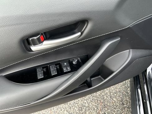 Used 2022 Toyota Corolla SE image 14