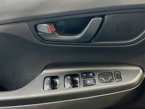 Used 2023 Hyundai Kona SEL FWD image 13