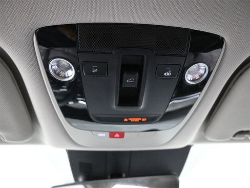 Certified 2024 Kia Sorento SX image 37