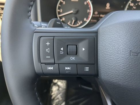 New 2026 Nissan Rogue SV FWD image 25