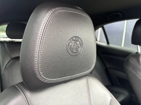 Used 2023 Alfa Romeo Stelvio Sprint AWD/4WD image 70