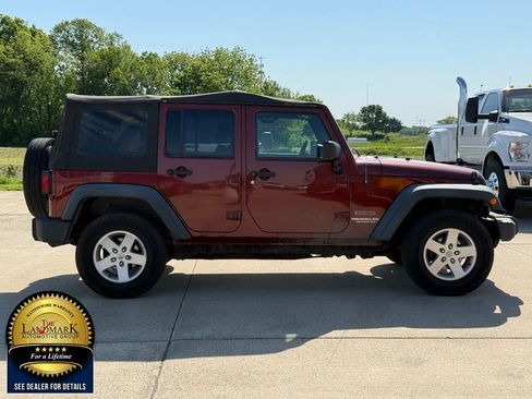 Used 2010 Jeep Wrangler Unlimited Sport AWD/4WD image 4
