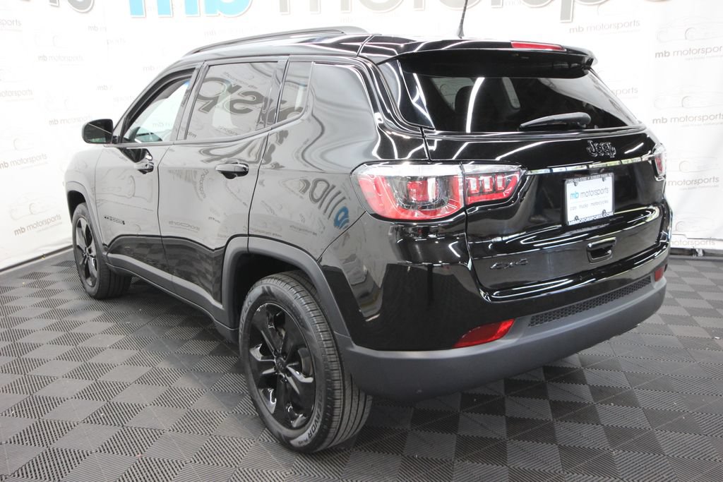 Used 2020 Jeep Compass Latitude AWD/4WD image 4