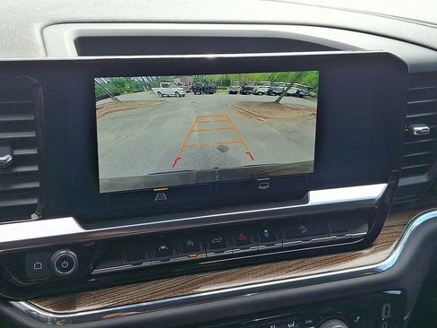 Used 2023 Chevrolet Silverado 1500 RST AWD/4WD image 18