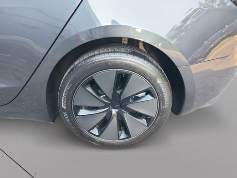Used 2025 Tesla Model 3 RWD image 15
