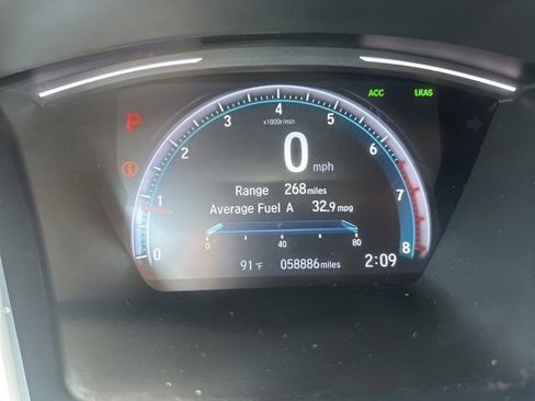Used 2019 Honda Civic EX image 18