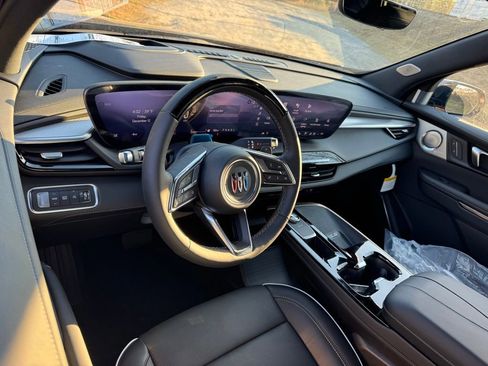 New 2026 Buick Enclave Avenir w/ Super Cruise Package image 3