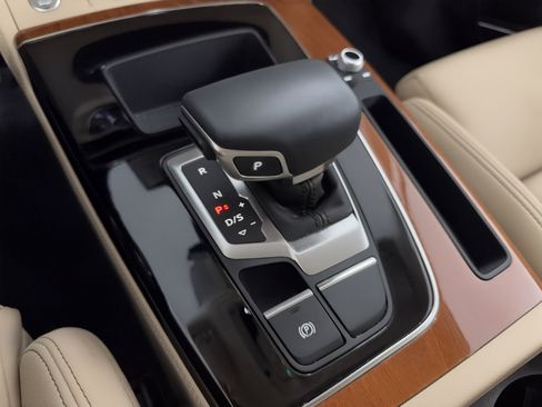 Used 2023 Audi Q5 2.0T Premium Plus w/ Premium Plus Package image 25