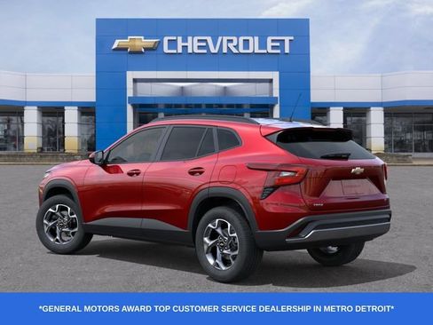 New 2026 Chevrolet Trax LT w/ Driver Confidence Package FWD image 4