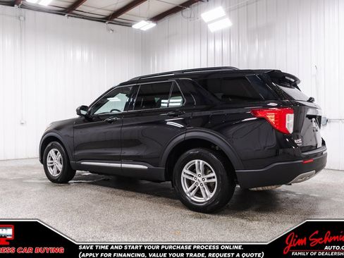 Used 2023 Ford Explorer XLT w/ Equipment Group 202A image 4