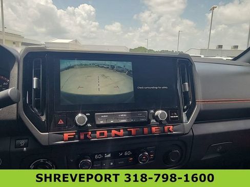 Used 2025 Nissan Frontier PRO-4X AWD/4WD image 15