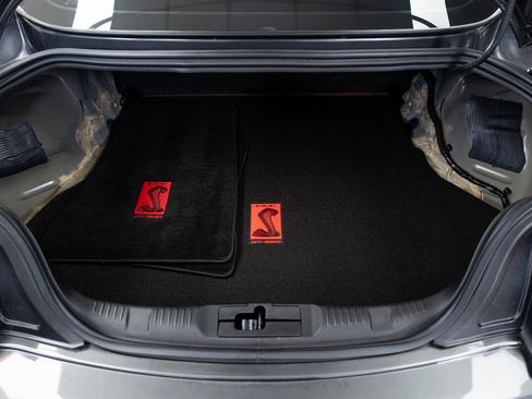 Used 2017 Ford Mustang Shelby GT350R w/ GT350R Equipment Group 920A image 8