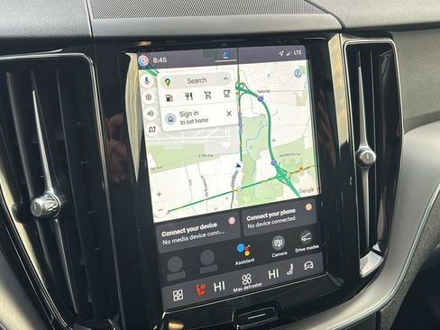 Certified 2024 Volvo XC60 B5 Core w/ Protection Package Premier image 18