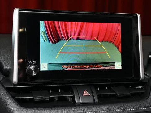 Certified 2025 Toyota RAV4 XLE image 17