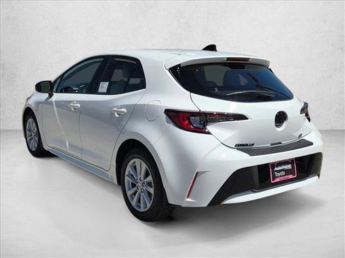New 2026 Toyota Corolla SE image 9