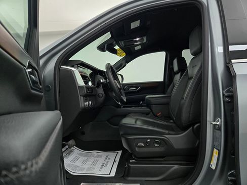 Used 2025 GMC Yukon Denali image 23