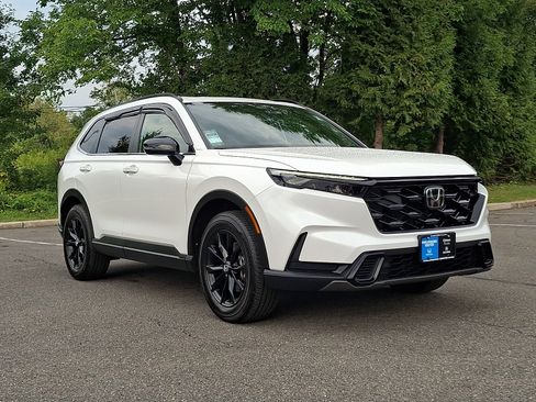 Used 2025 Honda CR-V Sport image 1