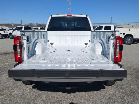Used 2025 Ford F450 XL w/ 360-Degree Camera Package image 11