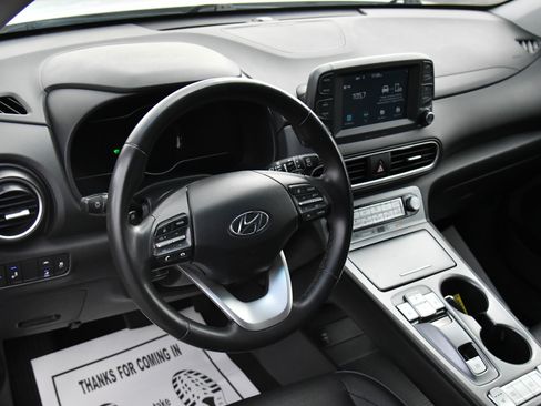 Used 2021 Hyundai Kona Limited FWD image 16