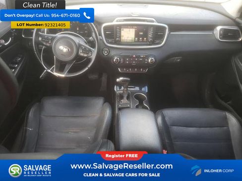 Used 2016 Kia Sorento SX image 11