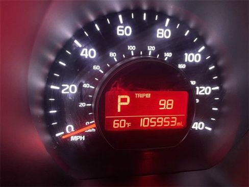 Used 2015 Kia Soul + image 12