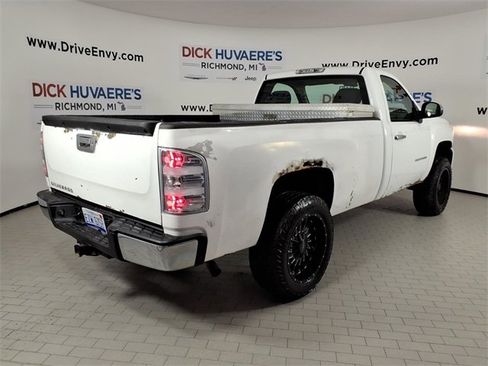 Used 2010 Chevrolet Silverado 1500 W/T image 4