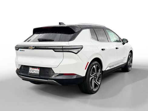 Used 2025 Chevrolet Equinox EV LT w/ Convenience Package II image 5