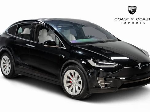 Used 2021 Tesla Model X Performance image 1