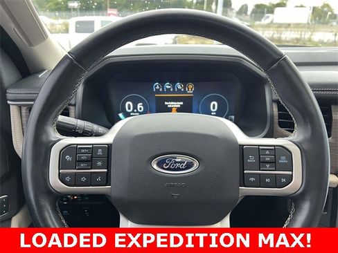 Used 2022 Ford Expedition Max Limited image 25
