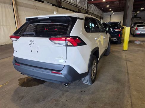 Used 2024 Toyota RAV4 XLE FWD image 2
