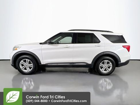 Used 2020 Ford Explorer XLT w/ Comfort Package AWD/4WD image 6